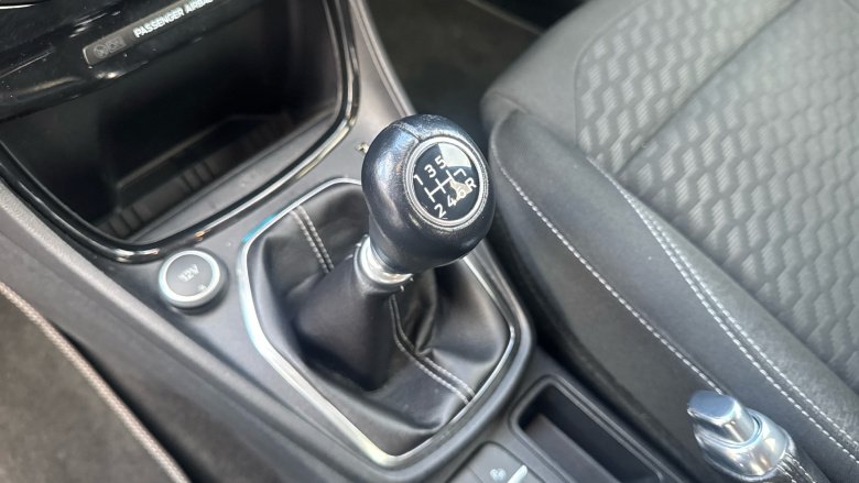 Ford Puma 1.0 EcoBoost Hybrid mHEV Titanium First Ed 5dr Petrol Hatchback